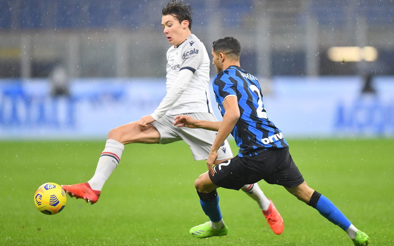 Image for Arsenal interested in Bologna defender Aaron Hickey