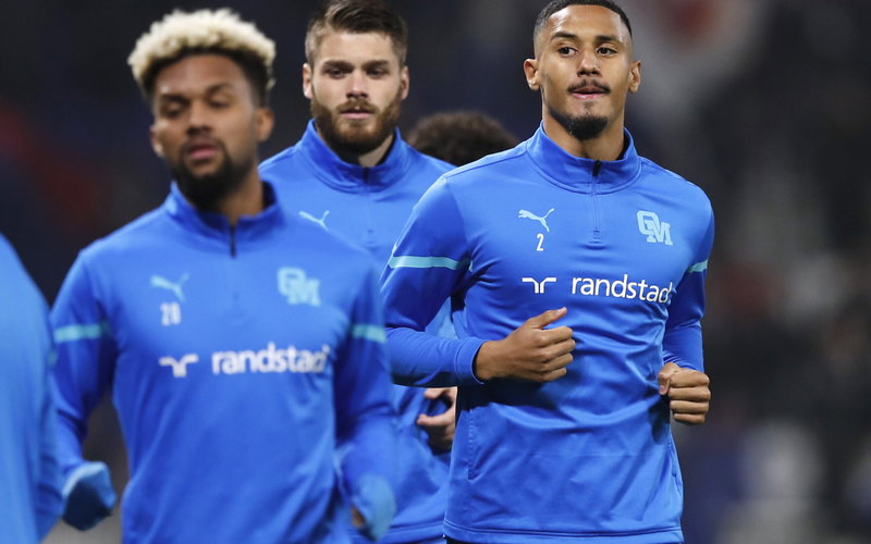 Image for Arsenal slap €30m price tag on William Saliba