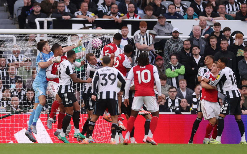 Image for Gunners complete stunning comeback at St. James’s Park