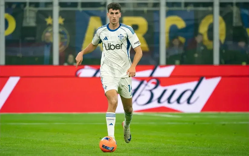 Image for Can Arsenal prize Jacobo Ramon from Como to solve their defensive issue.